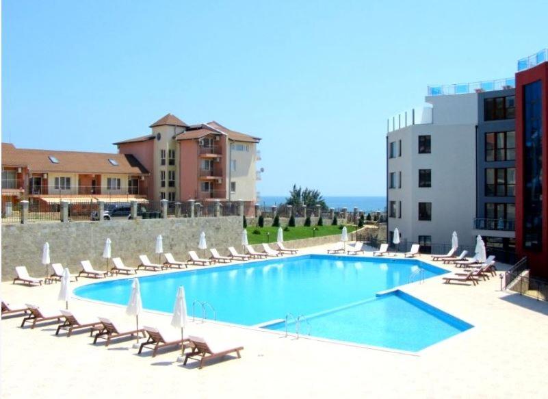 Sun Wave Apartment Presige Sveti Vlas Esterno foto