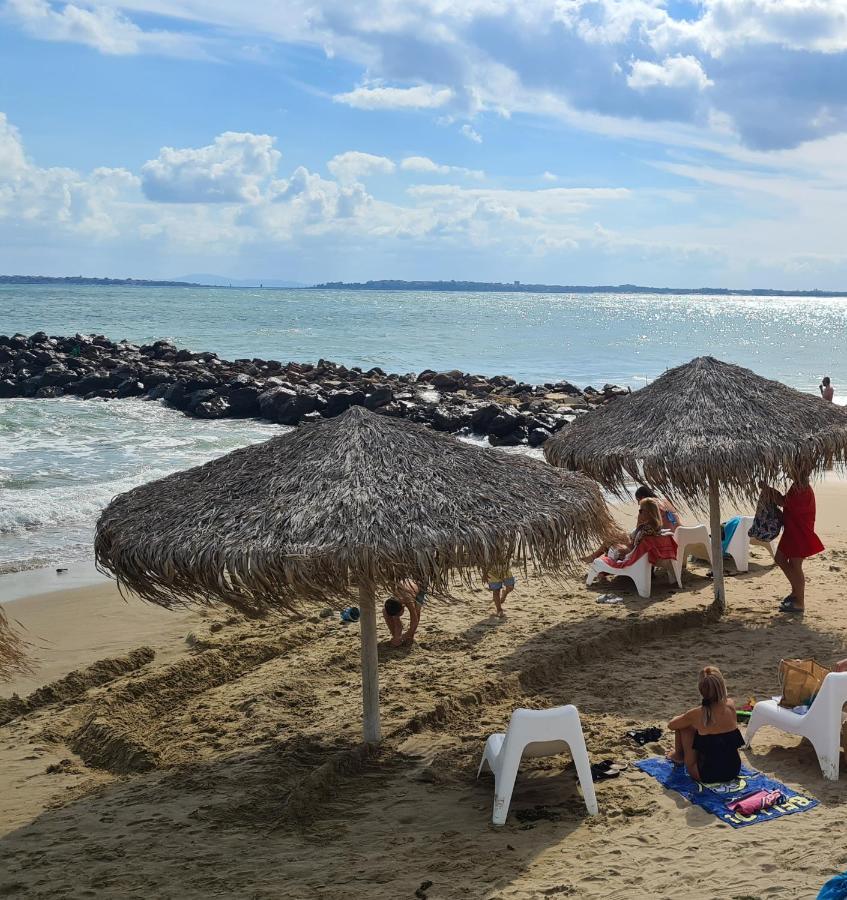 Sun Wave Apartment Presige Sveti Vlas Esterno foto